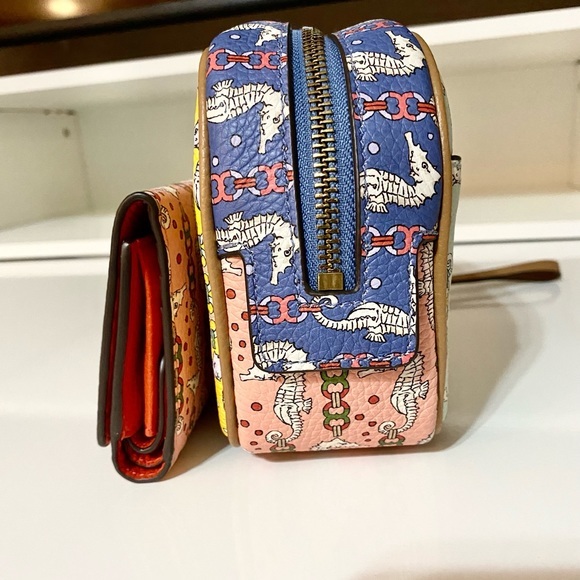 🌸NEW🟡Tory Burch Blake Printed Multi Essentials Wristlet pouch bag & wallet - Picture 13 of 15